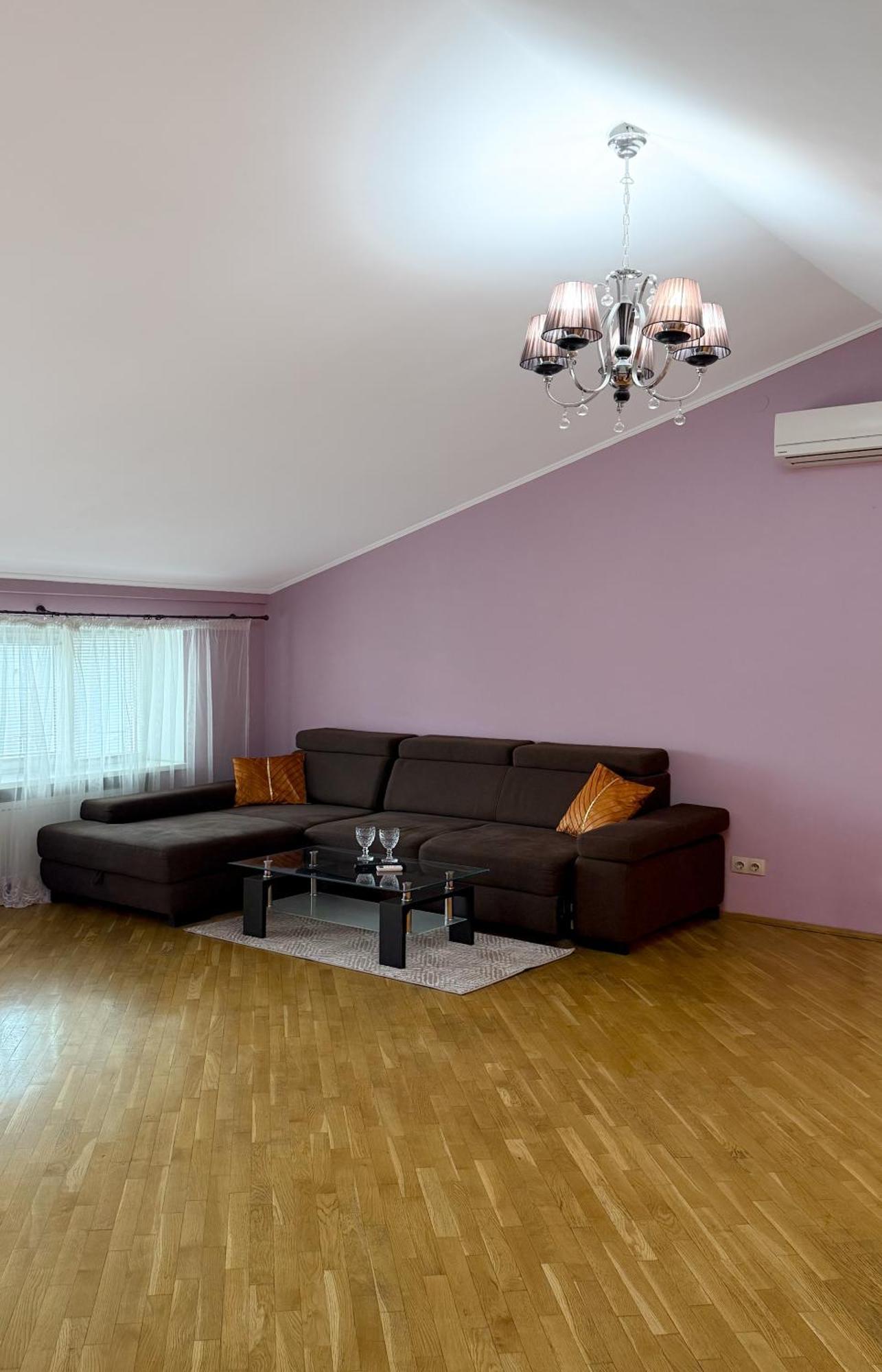 Grand Apartments On Rynok Square リヴィウ エクステリア 写真