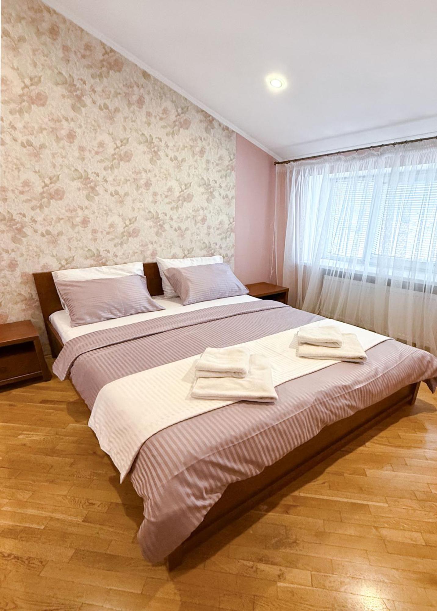 Grand Apartments On Rynok Square リヴィウ エクステリア 写真