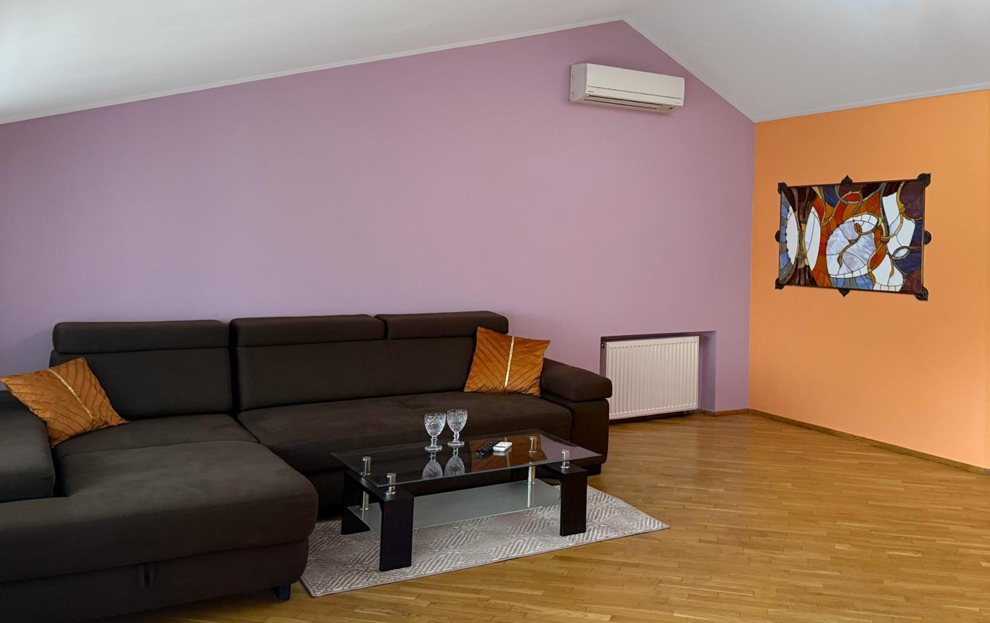 Grand Apartments On Rynok Square リヴィウ エクステリア 写真