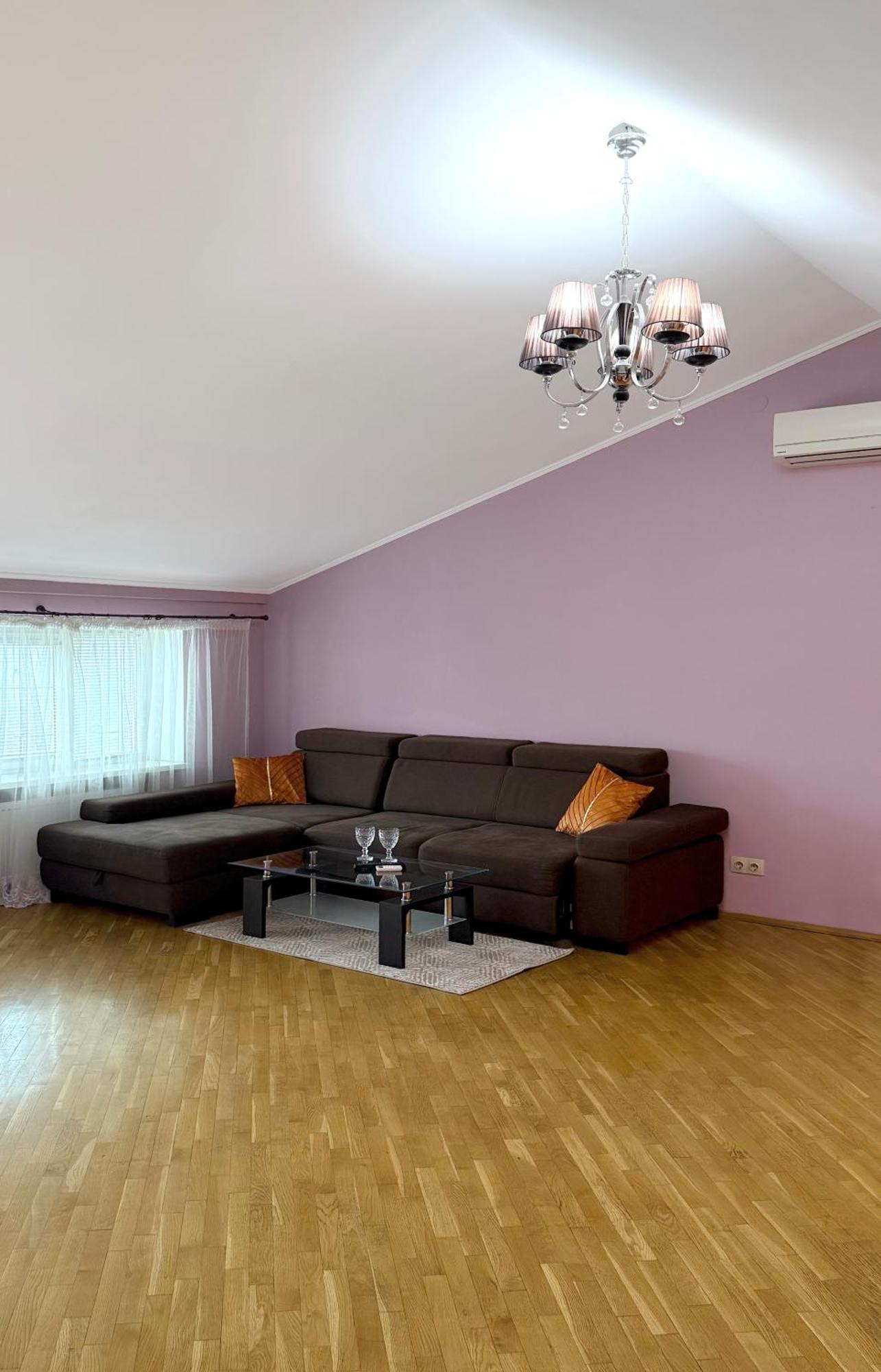 Grand Apartments On Rynok Square リヴィウ エクステリア 写真